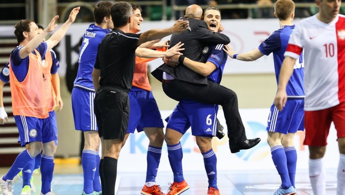 Cacau técnico do Cazaquistão futsal (Foto: Divulgação)
