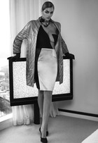 Kate Upton posa em ensaio de moda elegante para revista