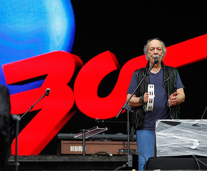 Erasmo Carlos, o pai do Rock Brasil, deixou para trás o trauma de 85, quando foi vaiado no Rock in Rio, agora é só aplausos! (Foto: Fábio Rocha/Gshow)