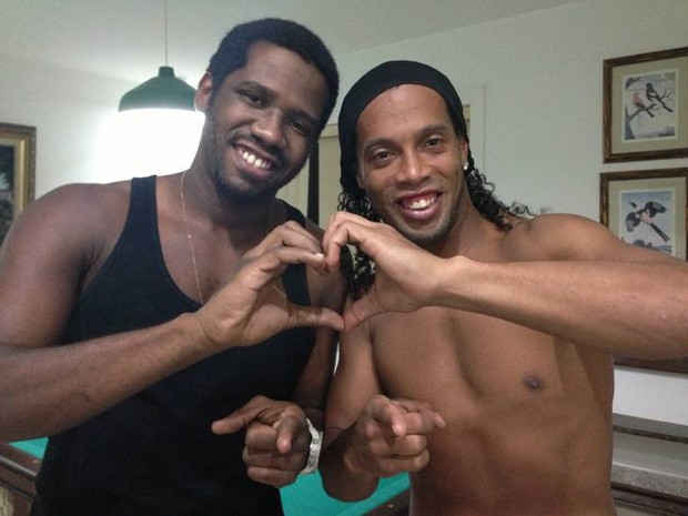 Jahma e Ronaldinho Gaúcho (Foto: Divulgação)