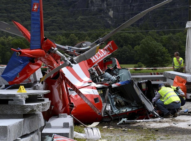Queda de helicóptero matou 4 pessoas na Suíça (Foto: Fiorenzo Maffi/Reuters)