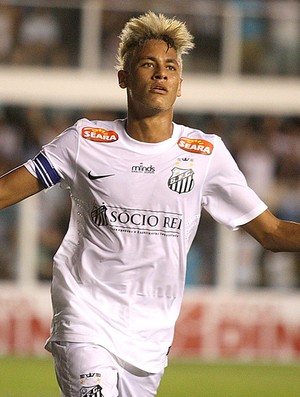 Neymar comemora gol do Santos contra o Botafogo-SP (Foto: Lucas Baptista / Ag. Estado) Neymar comemora gol do Santos contra o Botafogo-SP (Foto: Lucas Baptista / Ag. Estado)