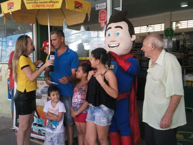 Ezequiel está com o orçamento apertado e o prêmio irá aliviar bastante o bolso (Foto: Divulgação) Ezequiel está com o orçamento apertado e o prêmio irá aliviar bastante o bolso (Foto: Divulgação)