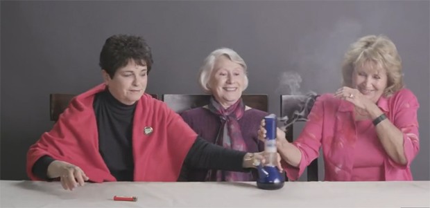 Três Avós Fumam Maconha Pela Primeira Vez Em Vídeo Que Faz Sucesso Na Web Assista Marie 
