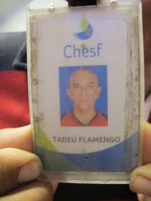 Tadeu Flamengo, torcedor de Teresina que desde 1979 só se veste de flamengo (Foto: Janir Junior / globoesporte.com)