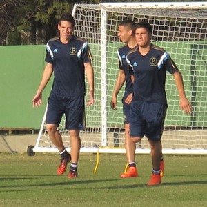 Após folga, Gareca reaparece, e Cristaldo faz primeiro treino no Verdão