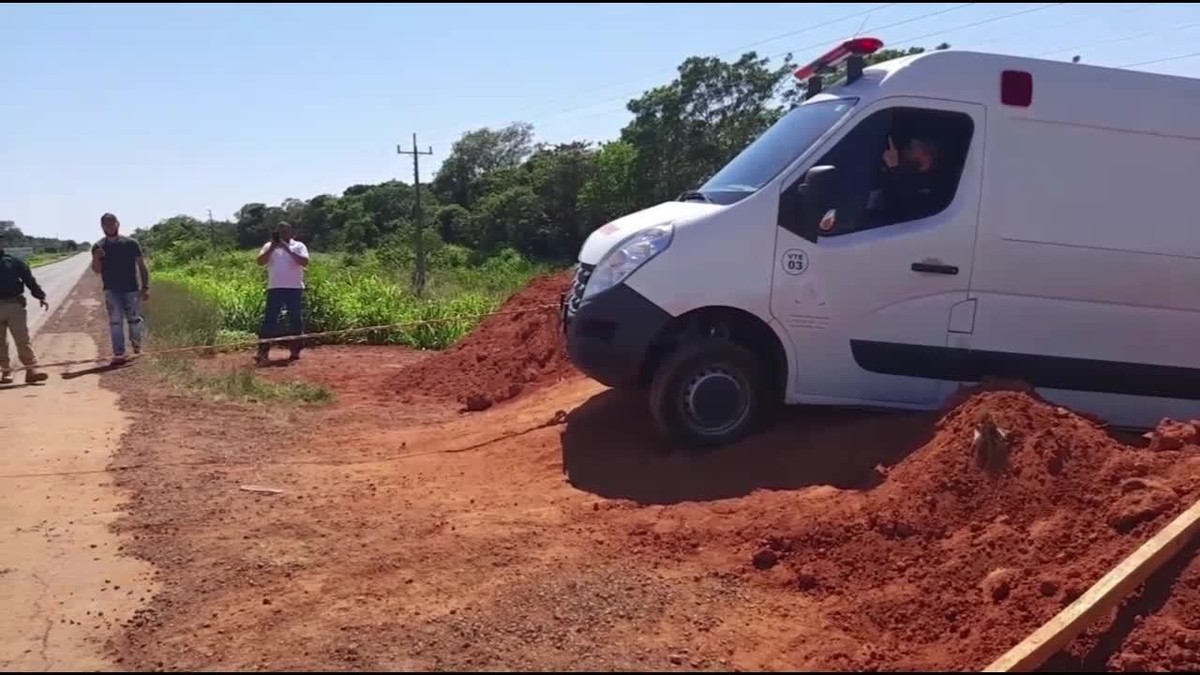 Ambul Ncia Desatolada Pela Prf Para Desviar De Interrup O No