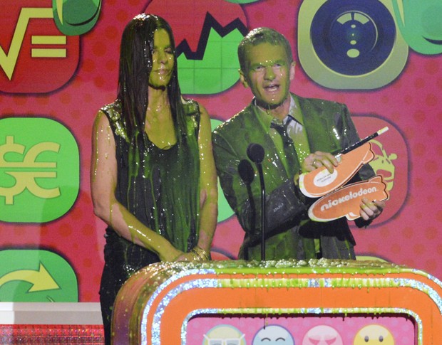 Sandra Bullock e Neil Patrick Harris (Foto: REUTERS/Phil McCarten)