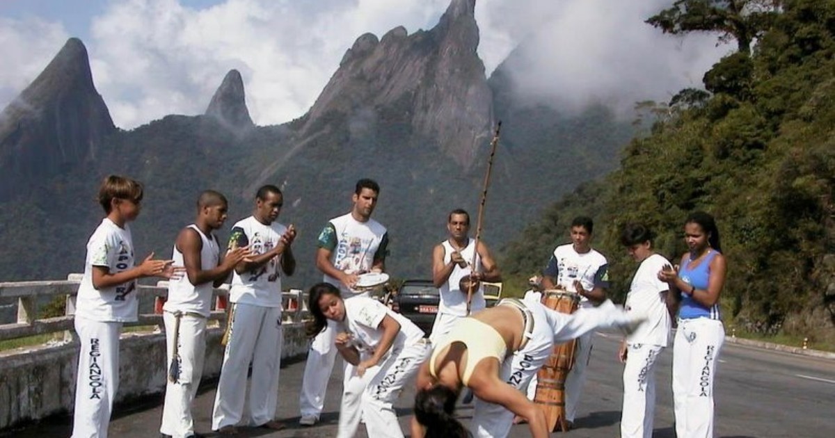 Mestres de capoeira se reúnem neste sábado em Teresópolis, no RJ - Globo.com