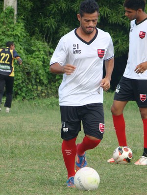 Isael Willian - Flamengo-PI (Foto: Emanuele Madeira/GLOBOESPORTE.COM)