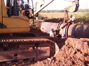 Rompimento se deu por oxidação dos tubos (Foto: Divulgação / Caema)