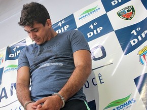 Suspeito deve ser levado à cadeia pública de Manaus (Foto: Indiara Bessa/G1 AM)