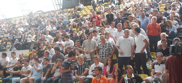Torcedores do Corinthians se preparam para o Mundial (Foto: Marcos Guerra/Globoesporte.com)