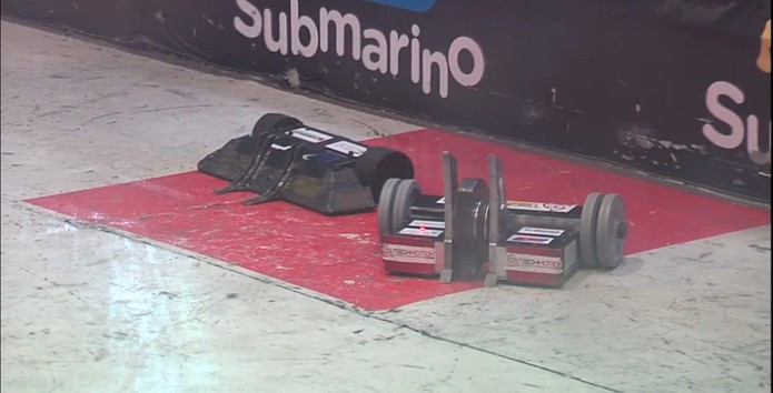 submarino_batalharobos_03
