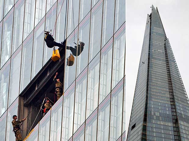 Percurso de descida do príncipe teve cerca de 250 metros. (Foto: Max Nash / PA Wire / AP Photo)