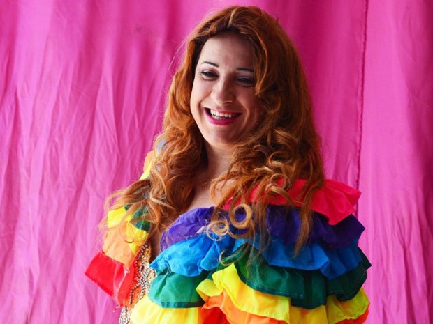 Drag queen assume cadeira na Câmara de Vereadores de Vila Velha (Foto: Bernardo Coutinho/ A Gazeta)