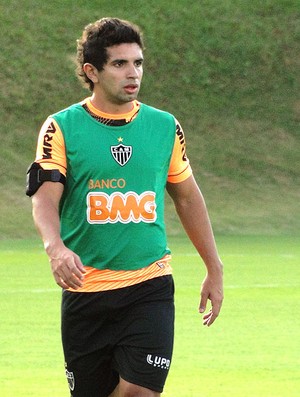 Guilherme treino Atlético-MG (Foto: Leonardo Simonini)
