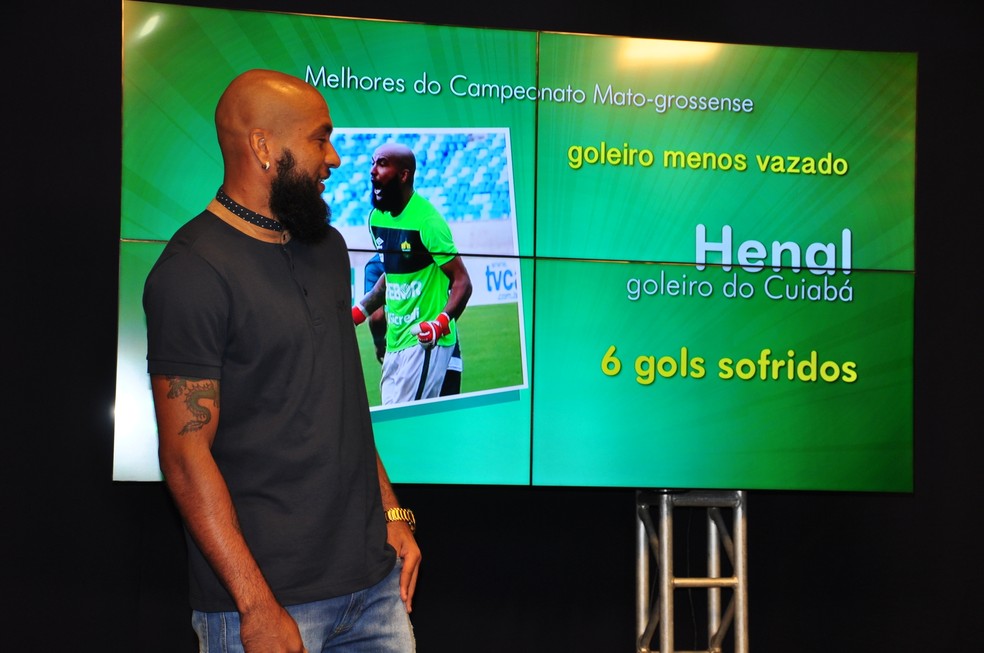 Goleiro Henal menos vazado do Mato-Grossense (Foto: Robson Boamorte)