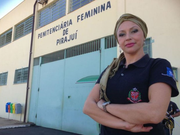 Olga é agente penitenciário (Foto: Ana Carolina Levorato/G1)