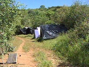 Patos de Minas Epamig invasão (Foto: Reprodução/TV Integração)