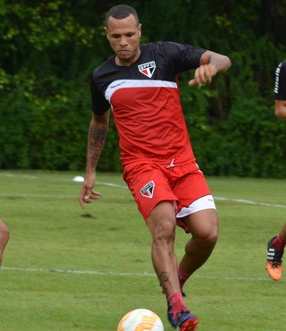 Luis Fabiano São Paulo (Foto: Site oficial SPFC)