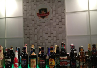 A Cerveja Store aposta na compra de produtos em grande quantidade (Foto: Divulgação)