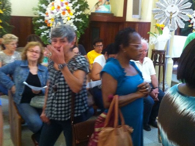 Emoção marcou despedida do religioso (Foto: Carla Coelho / Arquivo Pessoal)