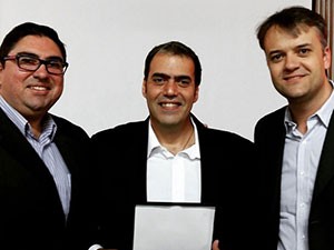 Fabrício Sangenetto, Júlio Paiva e Cristiano Vilaça na posse da nova diretoria, em Uberlândia.  (Foto: Reprodução Redes Sociais)