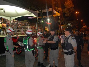 Polícia Militar dá dicas de como aproveitar bem o carnaval (Foto: Jorge Machado/G1)