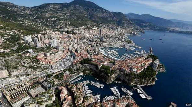 Com tanta concentração de milionários, Mônaco é um caso único no mundo (Foto: BBC) Com tanta concentração de milionários, Mônaco é um caso único no mundo (Foto: BBC)