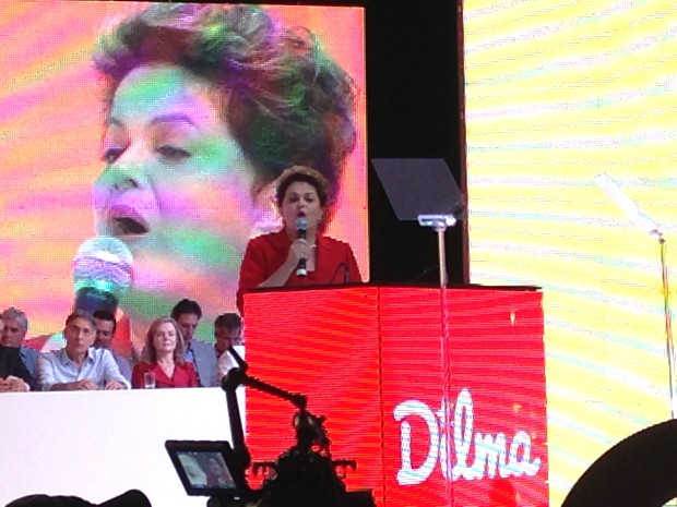 Lula discursa durante a convenção do PT que oficializou a candidatura de Dilma Rousseff à reeleição (Foto: Renan Ramalho / G1)