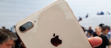 iPhone 8 chega mais rápido e com carregador poderoso (Thássius Veloso / TechTudo)