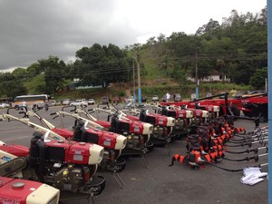 Equipamentos comprados pelo estado para os produtores rurais (Foto: Divulgação/Iterj)