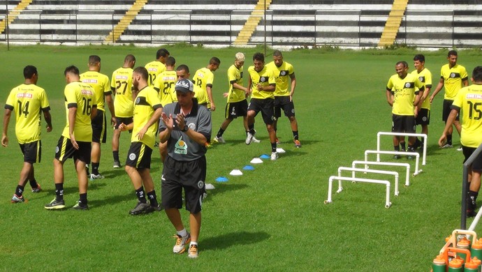 ASA treino (Foto: Leonardo Freire/GloboEsporte.com)