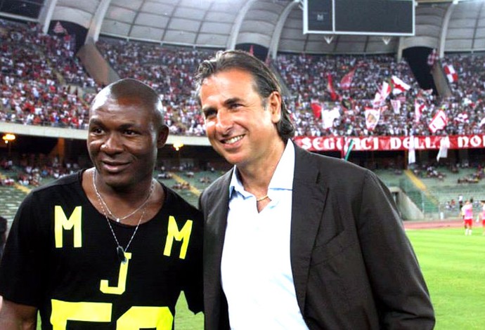 Joseph Minala no Bari (Foto: Divulgação )