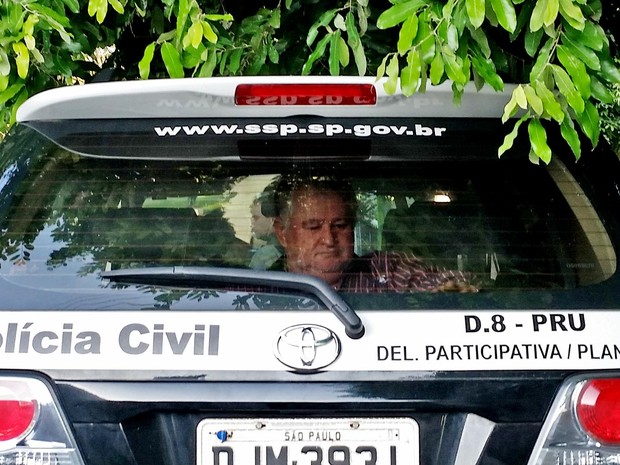 Gilmar Bernardes foi detido em sua casa, em Presidente Prudente (Foto: Heloise Hamada/G1) Gilmar Bernardes foi detido em sua casa, em Presidente Prudente (Foto: Heloise Hamada/G1)