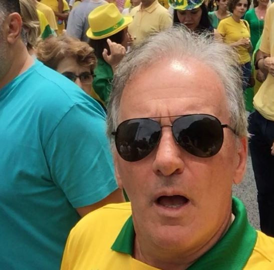 Otavio Mesquita em manifestação (Foto: Instagram / Reprodução)