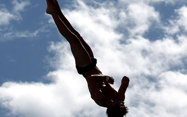 Hugo Parisi na prova de salto (Foto: Getty Images)