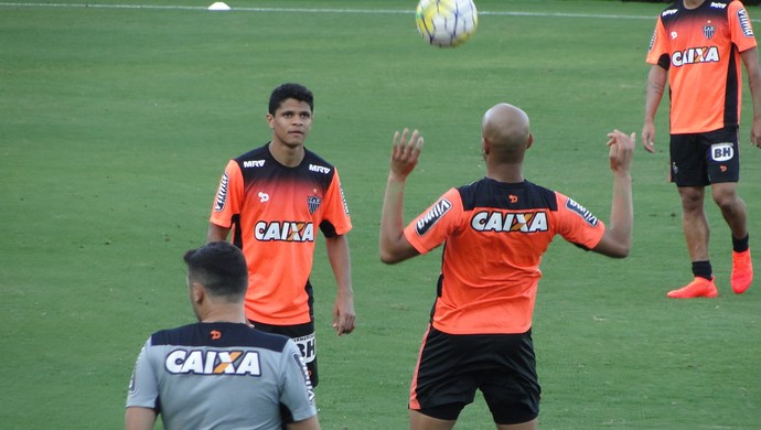 Douglas Santos, lateral do Atlético-MG (Foto: Fernando Martins Y Miguel) Douglas Santos, lateral do Atlético-MG (Foto: Fernando Martins Y Miguel)