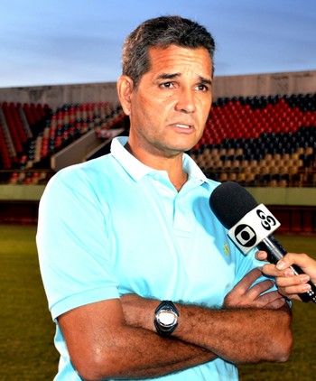 Álvaro Miguéis, técnico do Atlético-AC (Foto: Nathacha Albuquerque)