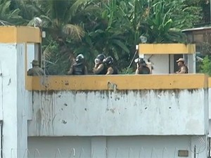 Rebeliã no Conjunto Penal de Itabuna (Foto: Reprodução/TV Santa Cruz)