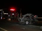 Colisão entre carro e caminhão mata dois homens carbonizados na GO-303