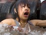 Britânicos pulam em piscina com gelo (AFP)