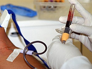 Exame de sangue (Foto: CFM/Divulgação)