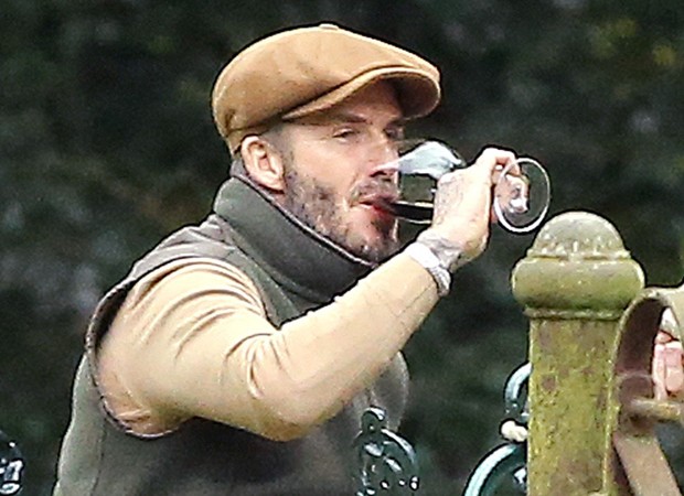 David Beckham é atingido por lata de cerveja em jogo do Los