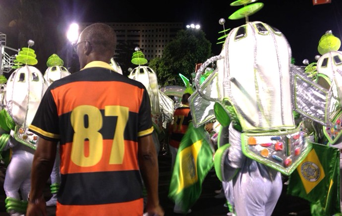 camisa Sport Mocidade Carnaval gozação (Foto: Thiago Correia) camisa Sport Mocidade Carnaval gozação (Foto: Thiago Correia)
