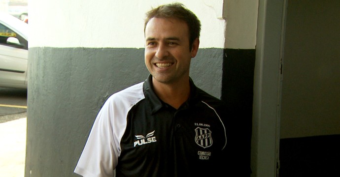 Sidney Moraes, técnico da Ponte (Foto: Carlos Velardi/ EPTV)