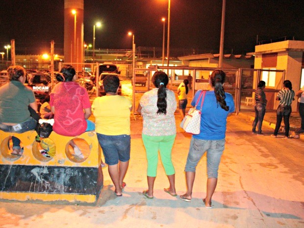 Rebelião no Ipat em Manaus (Foto: Adneison Severiano G1/AM)
