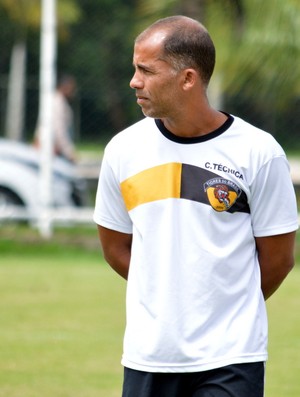 Felipe, técnico do Tigres