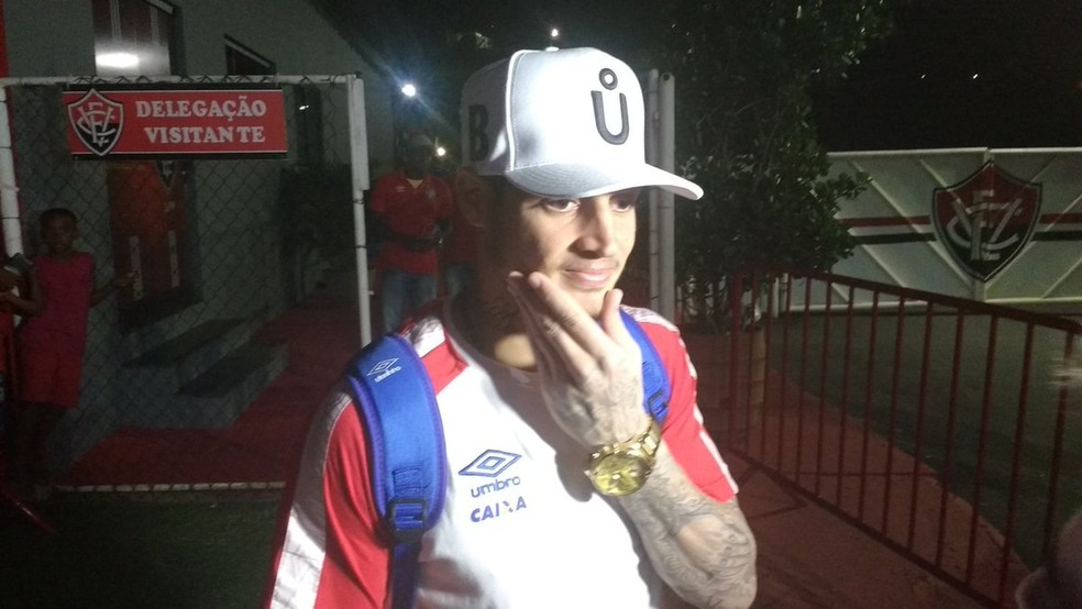 Jean, do Bahia, foi o grande destaque do Cartola FC no clássico que aconteceu no Barradão (Foto: Thiago Pereira)